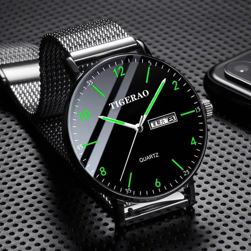 TIGERAO analog quartz wristwatch